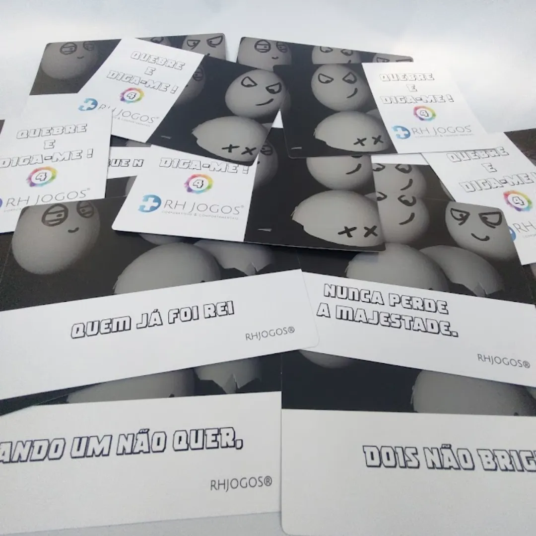 Jogo Quebre e Diga-me da RHJOGOS – cartas impressas de ditados populares para trabalhar, ressignificação, reflexão e quebra de crenças limitantes, excelente quebra gelo para palestras e atividades de autoconhecimento.