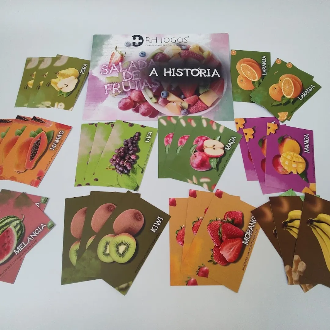 Dinâmica Salada de Frutas da RHJOGOS, atividade lúdica de grupo que utiliza frutas como personagens para promover integração, movimento e diversão em treinamentos.