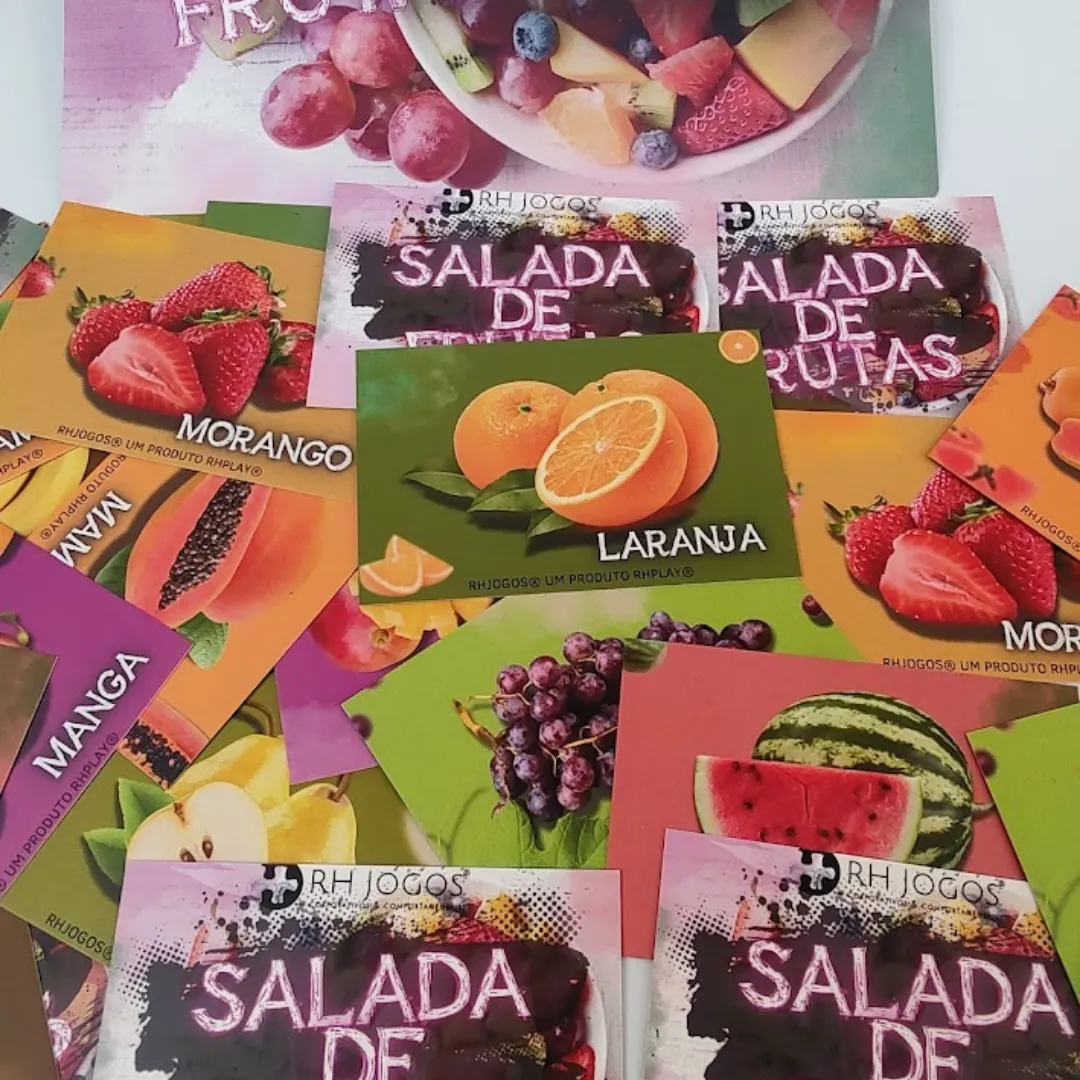 Dinâmica Salada de Frutas da RHJOGOS, atividade lúdica de grupo que utiliza frutas como personagens para promover integração, movimento e diversão em treinamentos.