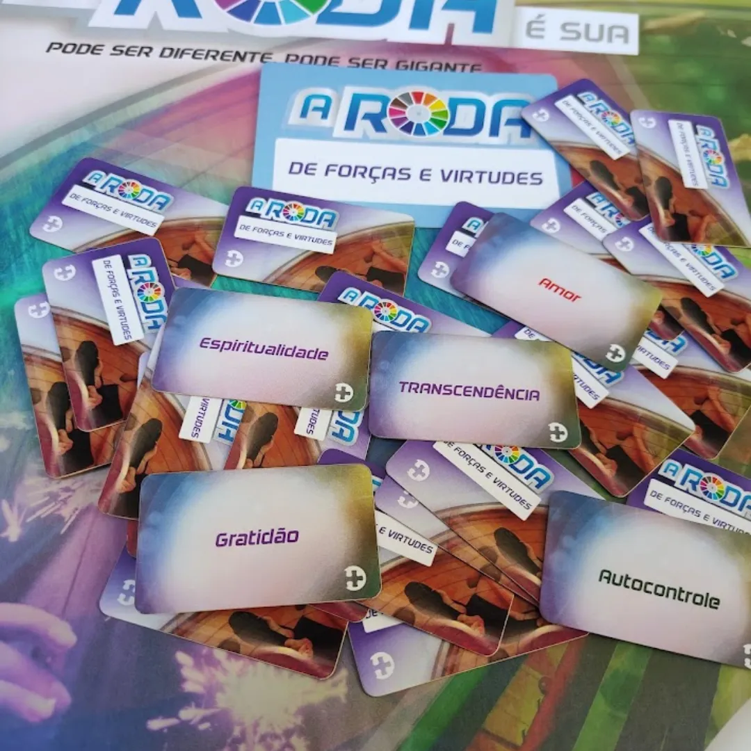 Jogo A Roda é Sua da RHJOGOS usado em processos de coaching, rodas da vida, valores, estudo e autoconhecimento, com cartas coloridas e atividades práticas.