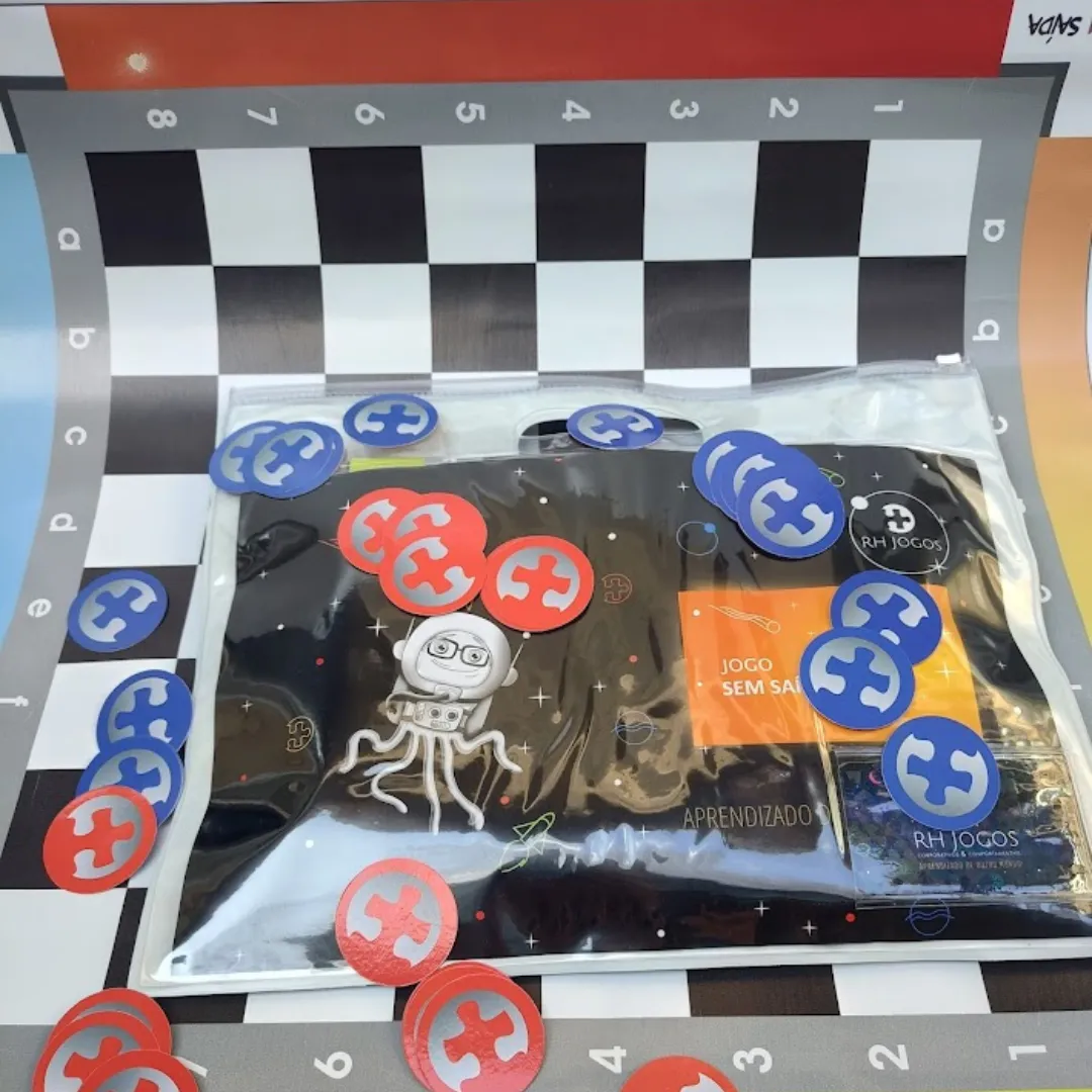 Jogo Sem Saída da RHJOGOS®, ferramenta de team building que desenvolve estratégia, comunicação e tomada de decisão sob pressão.