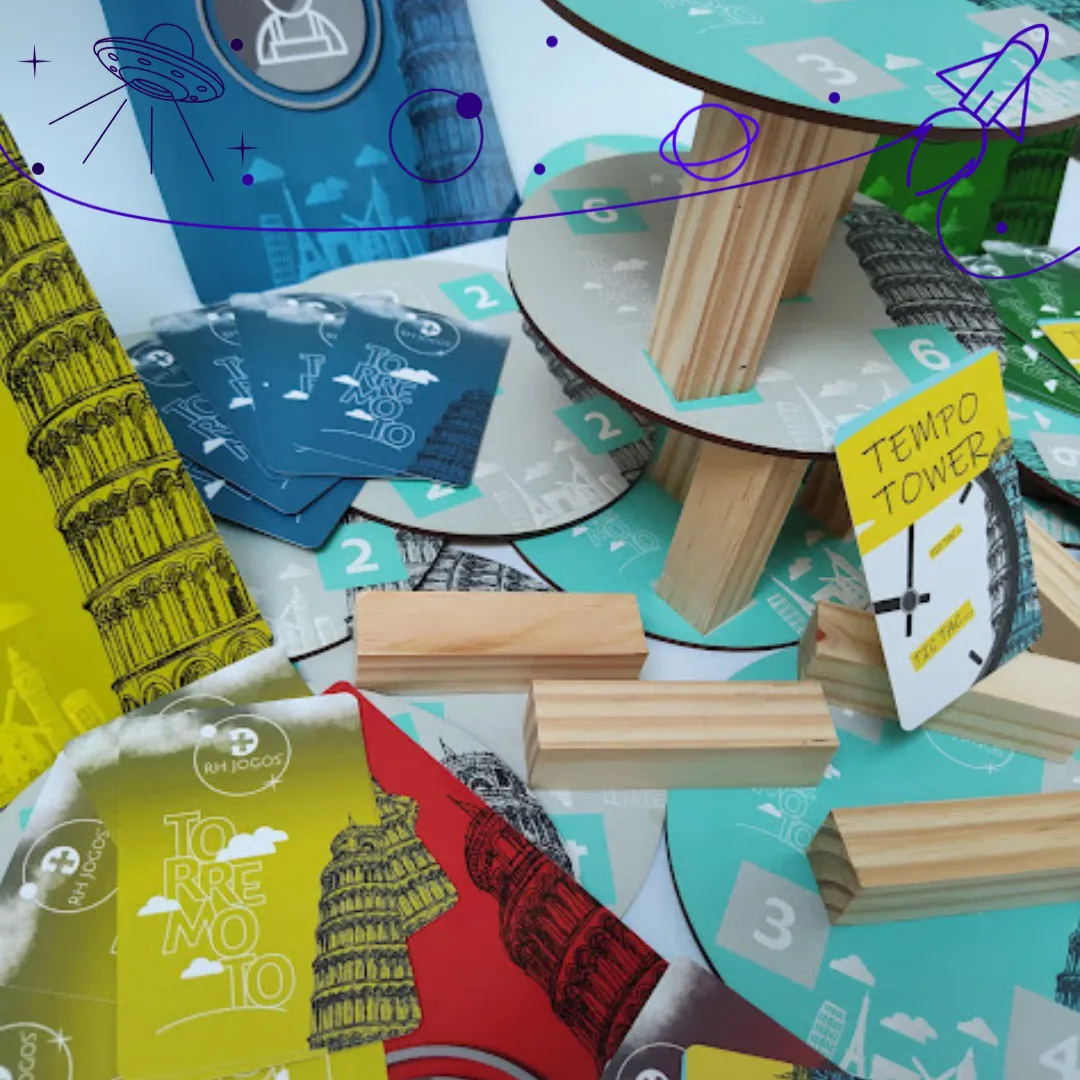 Jogo de Team Building Torremoto da RHJOGOS, simulação de negócios com torres de madeira, bases numeradas e cartas estratégicas para desenvolver negociação, planejamento e gestão de riscos em equipes.